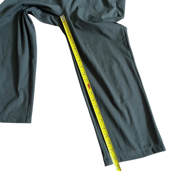 Athleisure crop pants dark green elastic waist size medium stretch wide-leg - Picture 3 of 9